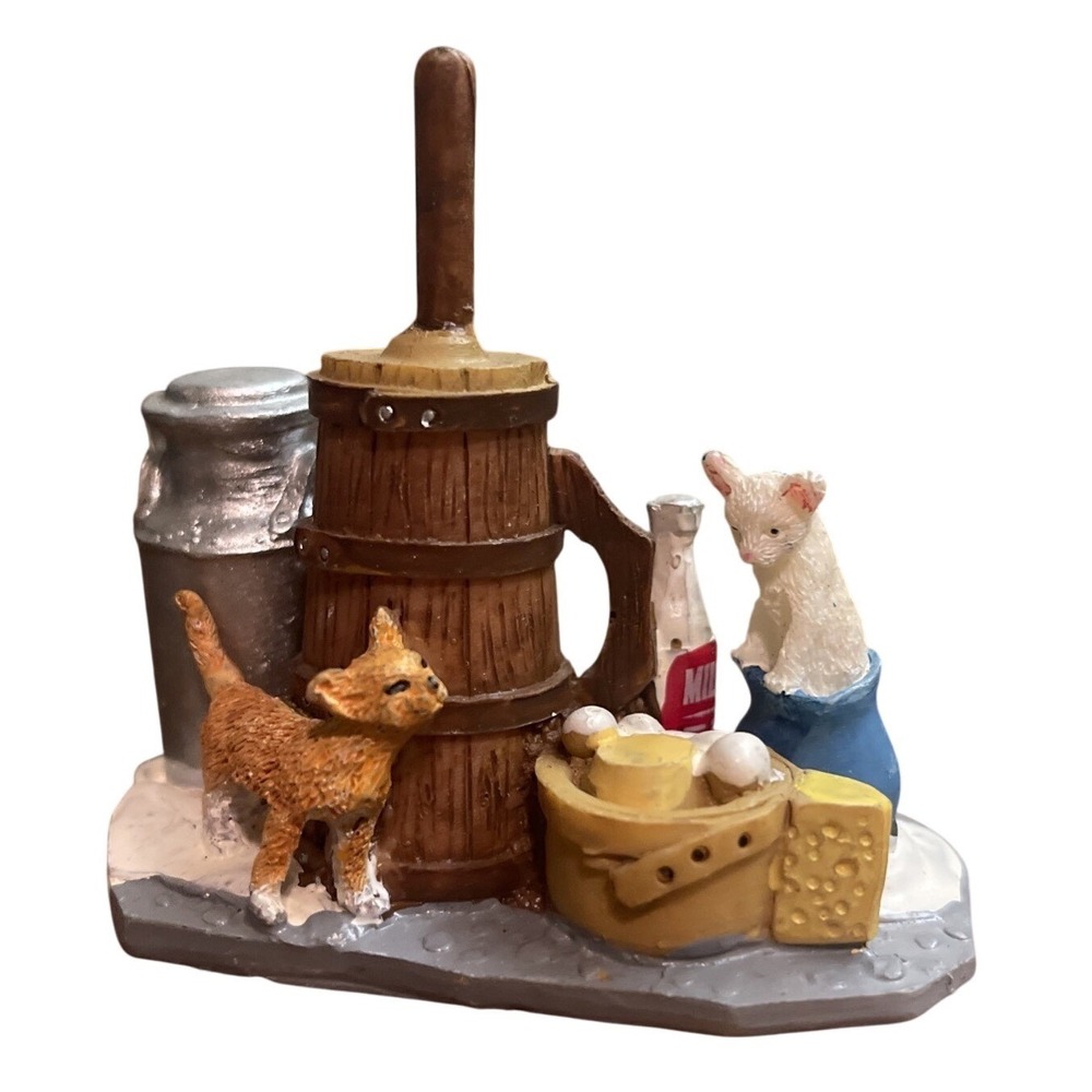 Lemax Village Dairy Fans Cats Milk Accessory Figure #72441 Miniature Farm Cheese